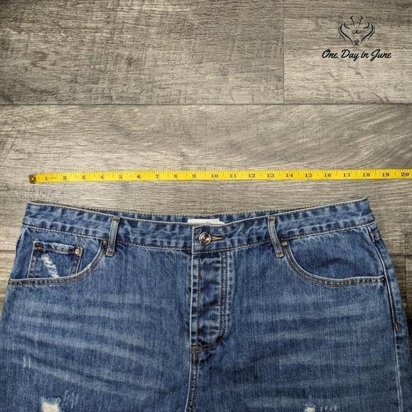 Amaryllis Distressed Denim Mini Shorts Size 12 - Picture 3 of 5